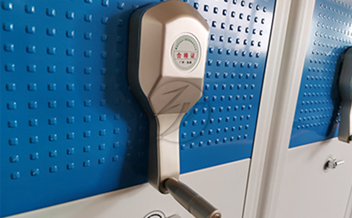 可折叠L型金属摇把